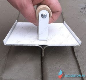 Нарезчик декоративных швов радиусный для технологии браширования купить в москве